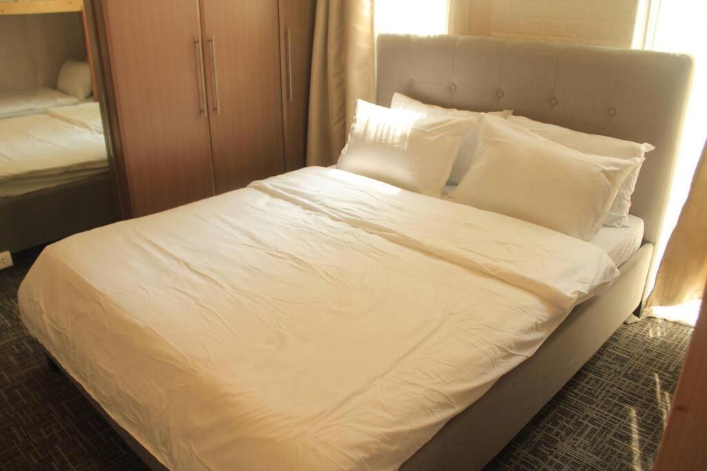 A2J Luxury 1Br Balcony Suite Near Venice Mall Bgc Μανίλα Εξωτερικό φωτογραφία