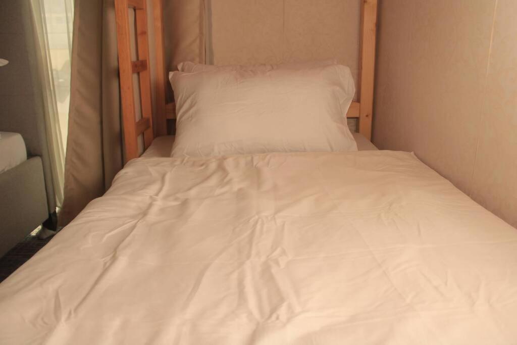 A2J Luxury 1Br Balcony Suite Near Venice Mall Bgc Μανίλα Εξωτερικό φωτογραφία
