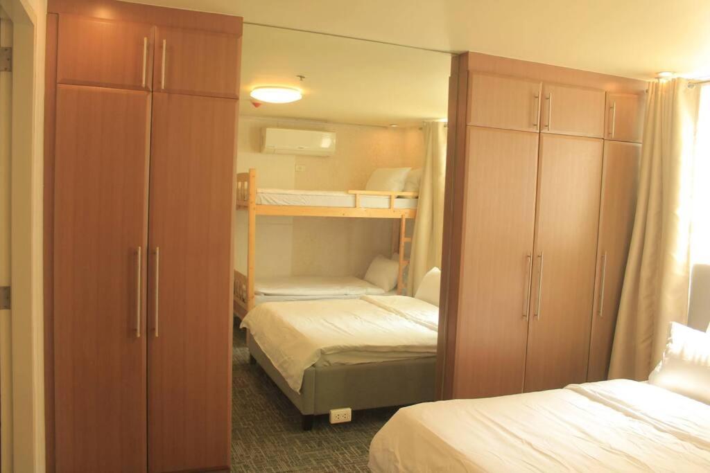 A2J Luxury 1Br Balcony Suite Near Venice Mall Bgc Μανίλα Εξωτερικό φωτογραφία